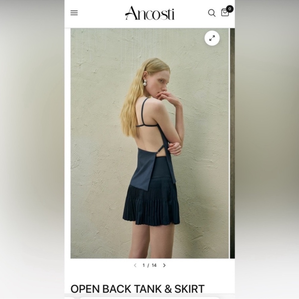 Black Open Back 2 piece set size XS - Picture 3 of 8